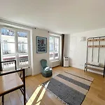 Outstanding And Sunbathed 3 Br