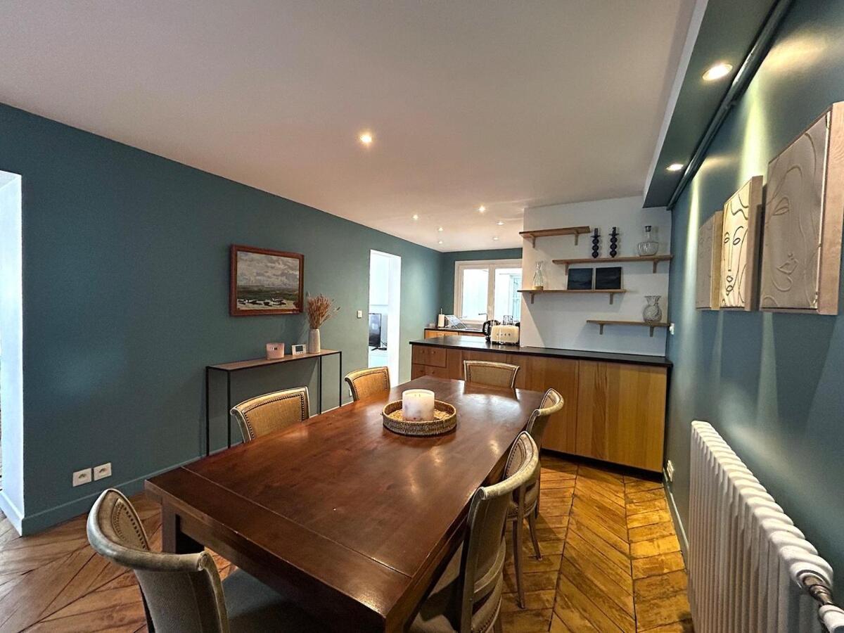 Outstanding And Sunbathed 3 Br Parijs
